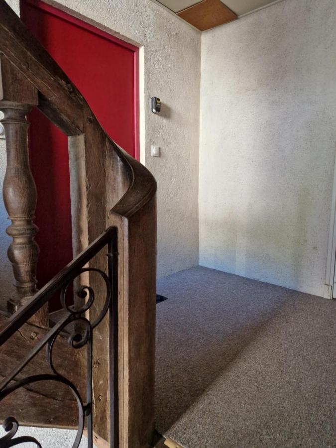 Le Saint Jean Et Son Parking Privee Apartamento Blois Exterior foto